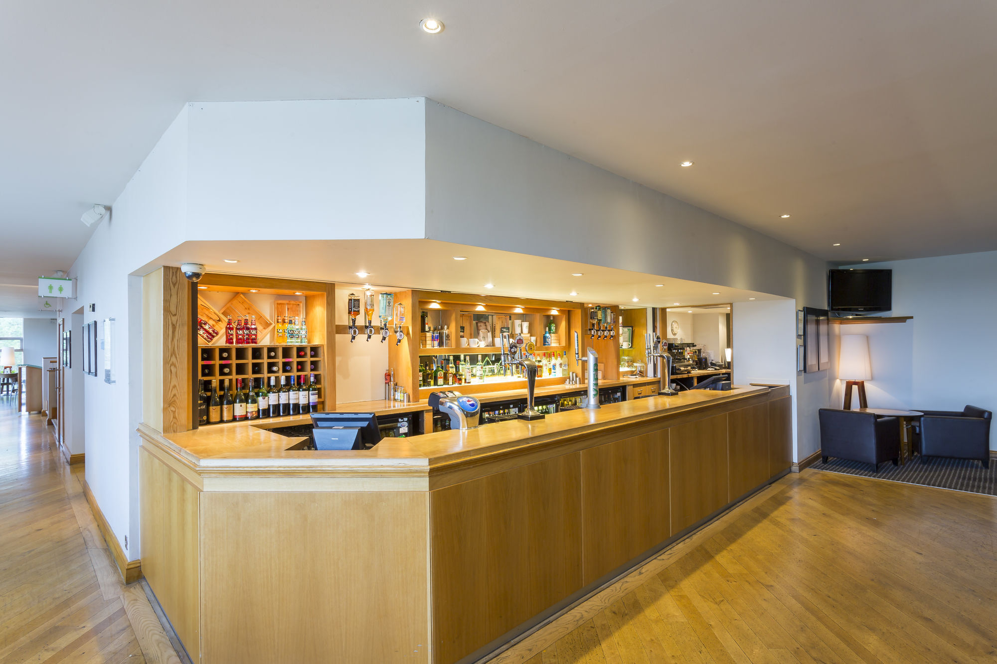 Holiday Inn Rugby-Northampton M1 Jct18 By Ihg Crick  Exterior photo